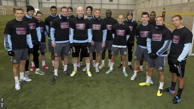 West Ham players supporting Football v Homophobia T-shirts