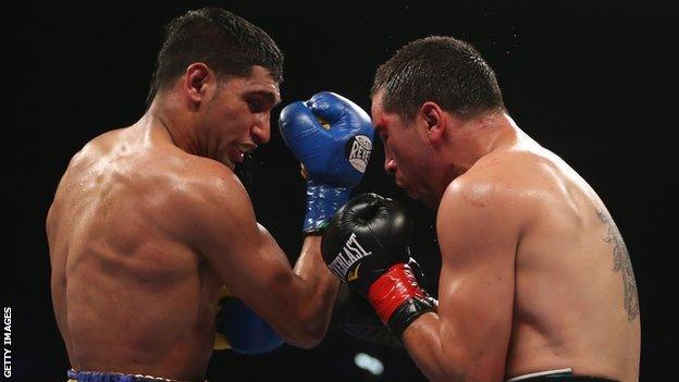 Amir Khan and Carlos Molina