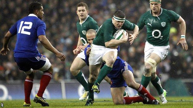 Brian O'Driscoll in the thick of the action for Ireland