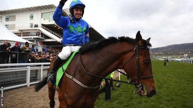 Ruby Walsh on Hurricane Fly