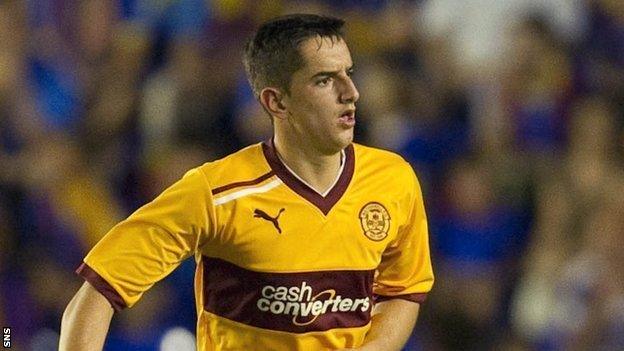 Motherwell midfielder Stuart Carswell