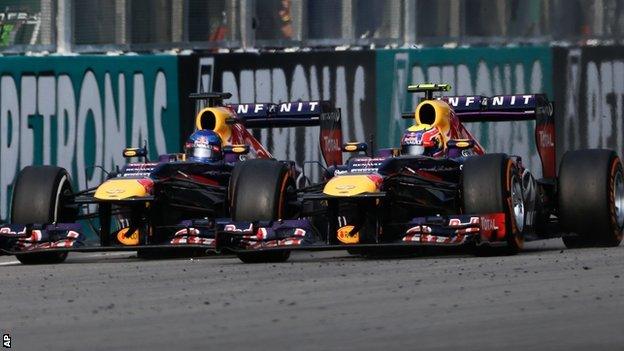 Sebastian Vettel (left) and Mark Webber