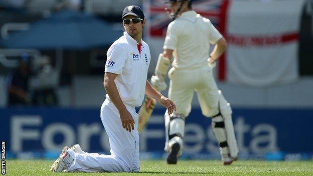 Alastair Cook fielding during third Test v New Zealand in Auckland