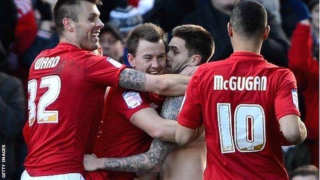 Forest celebrate Henri Lansbury's equaliser against Brighton