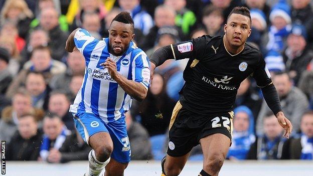 Kazenga LuaLua cuts inside Liam Moore