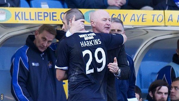 Dundee manager John Brown and Gary Harkins