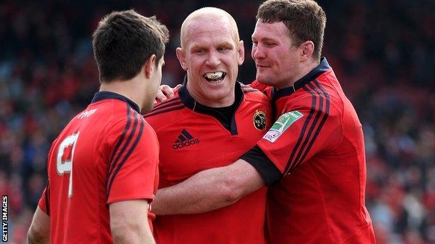 Conor Murray and Donncha Ryan celebrate with Paul O'Connell after Munster's win