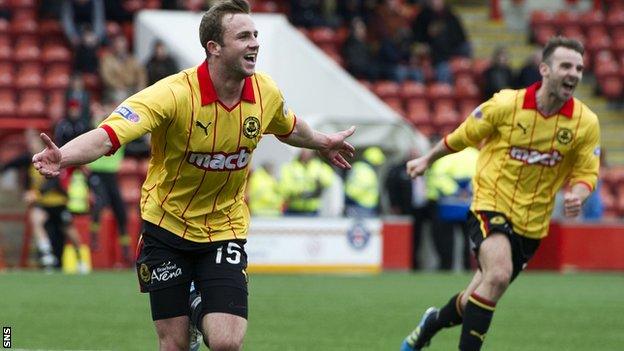 Christie Elliot wheels aways after netting Thistle's winner