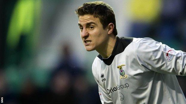 Inverness CT keeper Antonio Reguero