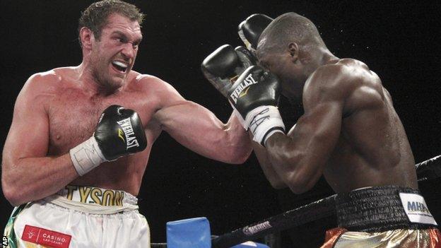 Tyson Fury fights Steve Cunningham