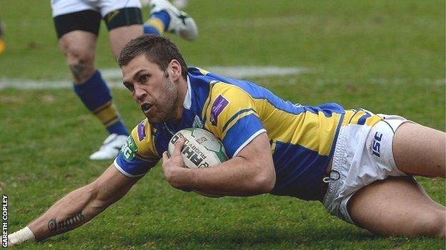 Joel Moon scores for Leeds against Hull KR