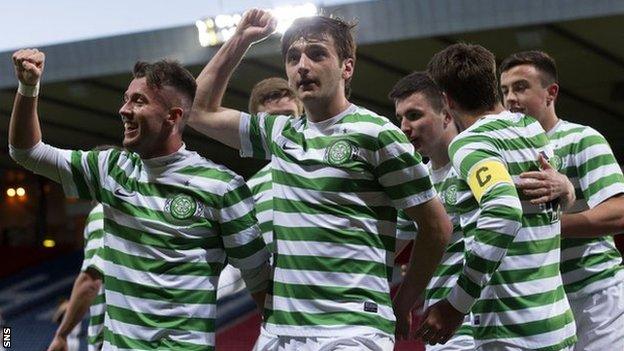 Celtic celebrate Bahrudin Atajic's goal