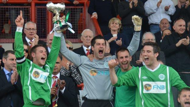 Guernsey celebrate winning the 2012 Muratti