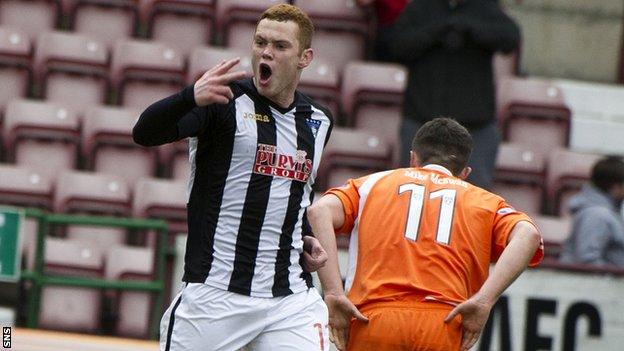 Ryan Thomson celebrates making it 2-1 to Dunfermline