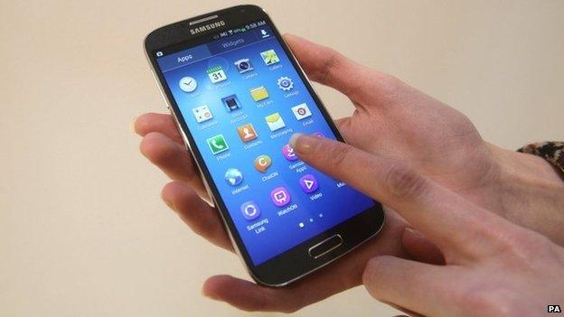 Samsung Galaxy S4 Smartphone