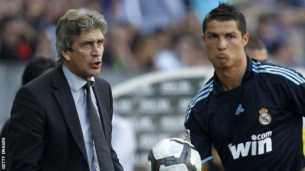 Malaga coach Manuel Pellegrini