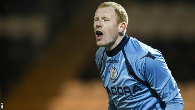 St Mirren goalkeeper Craig Samson