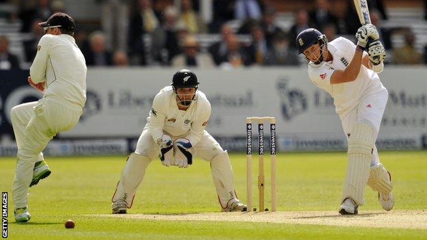 Joe Root drives through the off side in his unbeaten 25