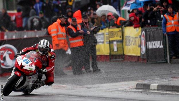 Michael Dunlop out on his own in Saturday's Supersport race