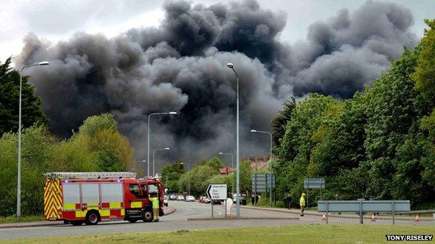 Greenfield Business Park fire in Flintshire - photo by Tony Riseley