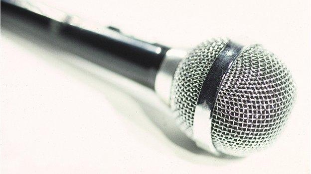 Microphone