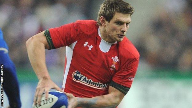 Dan Biggar in action for Wales against Italy