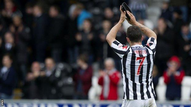 Dougie Imrie is leaving St Mirren