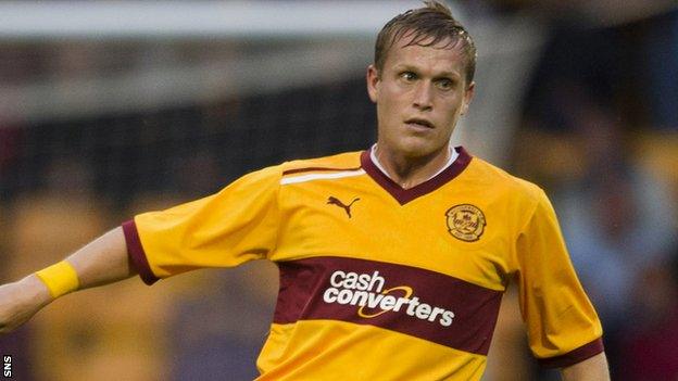 Motherwell defender Stevie Hammell