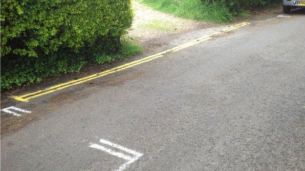 Double yellow lines in Wymondham, Norfolk