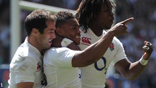 Kyle Eastmond (centre) scored against the Barbarians on Sunday