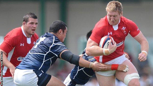 Wales captain Bradley Davies on the charge against Japan