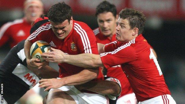 Jamie Roberts (left) and Brian O'Driscoll in action for the Lions in 2009