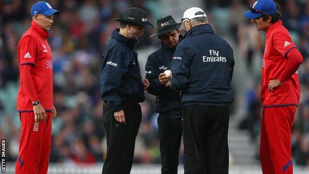 The umpires change the ball at The Oval