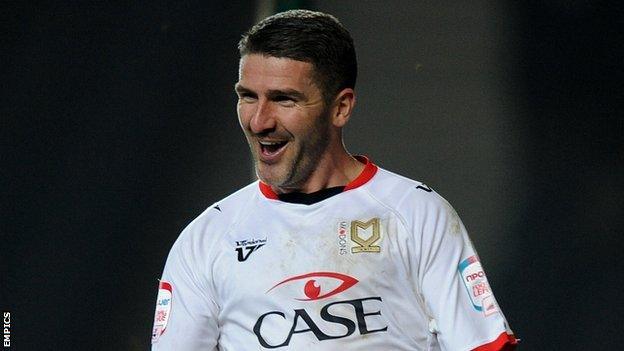 Ryan Lowe