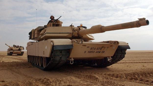 A US army M1 tank in Kuwait, near the Iraqi border in 2002