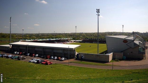 Sixfields