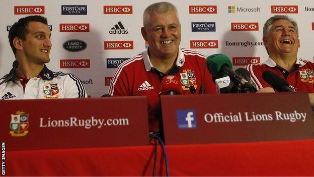 Warren Gatland (centre), Sam Warburton (left) and Andy Irvine