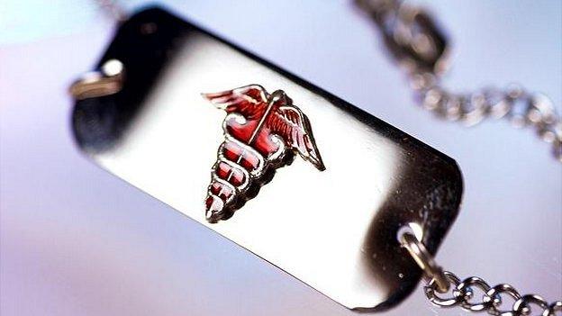 Medical alert bracelet