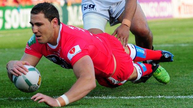 Wakefield's Dean Collis scores the opening try against Widnes