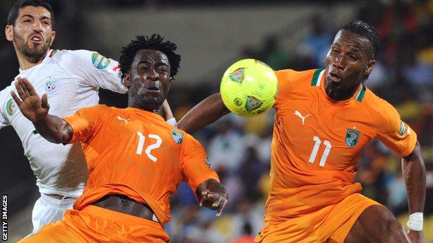 Wilfried Bony with Didier Drogba playing together for Ivory Coast