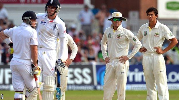 Australia captain Michael Clarke reacts after Stuart Broad is given not out