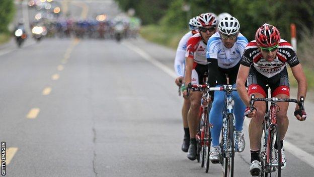 The peloton chase a breakaway group during the 2011 Tour of California