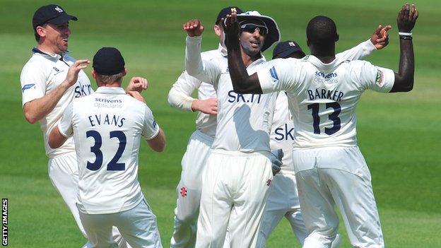 Warwickshire celebrate