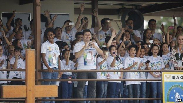 Children cheered and sang as the Pope arrived (22 July 2013)