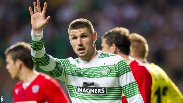 Gary Hooper is joining Norwich from Celtic