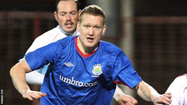 David Armstrong in action for Linfield