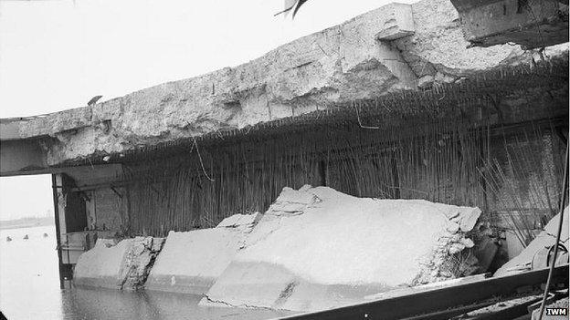 Tallboy damage to E boat pen at Le Havre