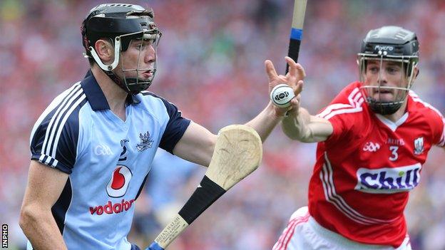 Cork's Shane O'Neill battles with Dublin's Danny Sutcliffe