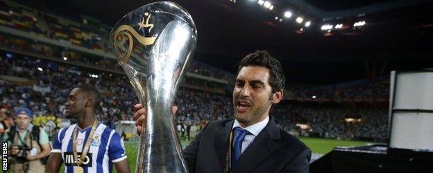 New Porto manager Paulo Fonseca won his first trophy, the Portuguese Super Cup, earlier this month