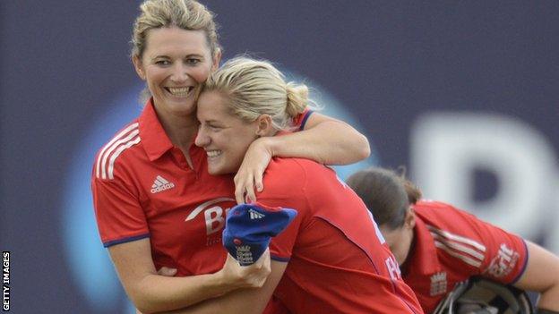 Charlotte Edwards and Katherine Brunt